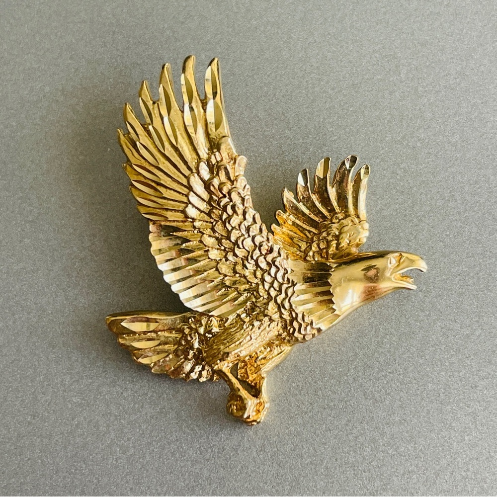 14k Yellow Gold Eagle Textured Diamond Cut HEAVY Pendant For Necklace NE…